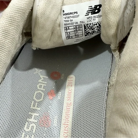 New Balance Women's Fresh Foam X More v5 Running Shoes - Picture 9 of 10